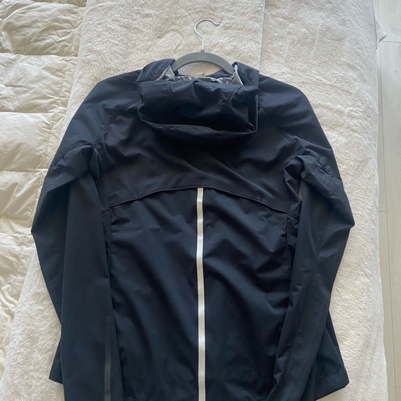 H&M Sport Jacket - Picture 2 of 3